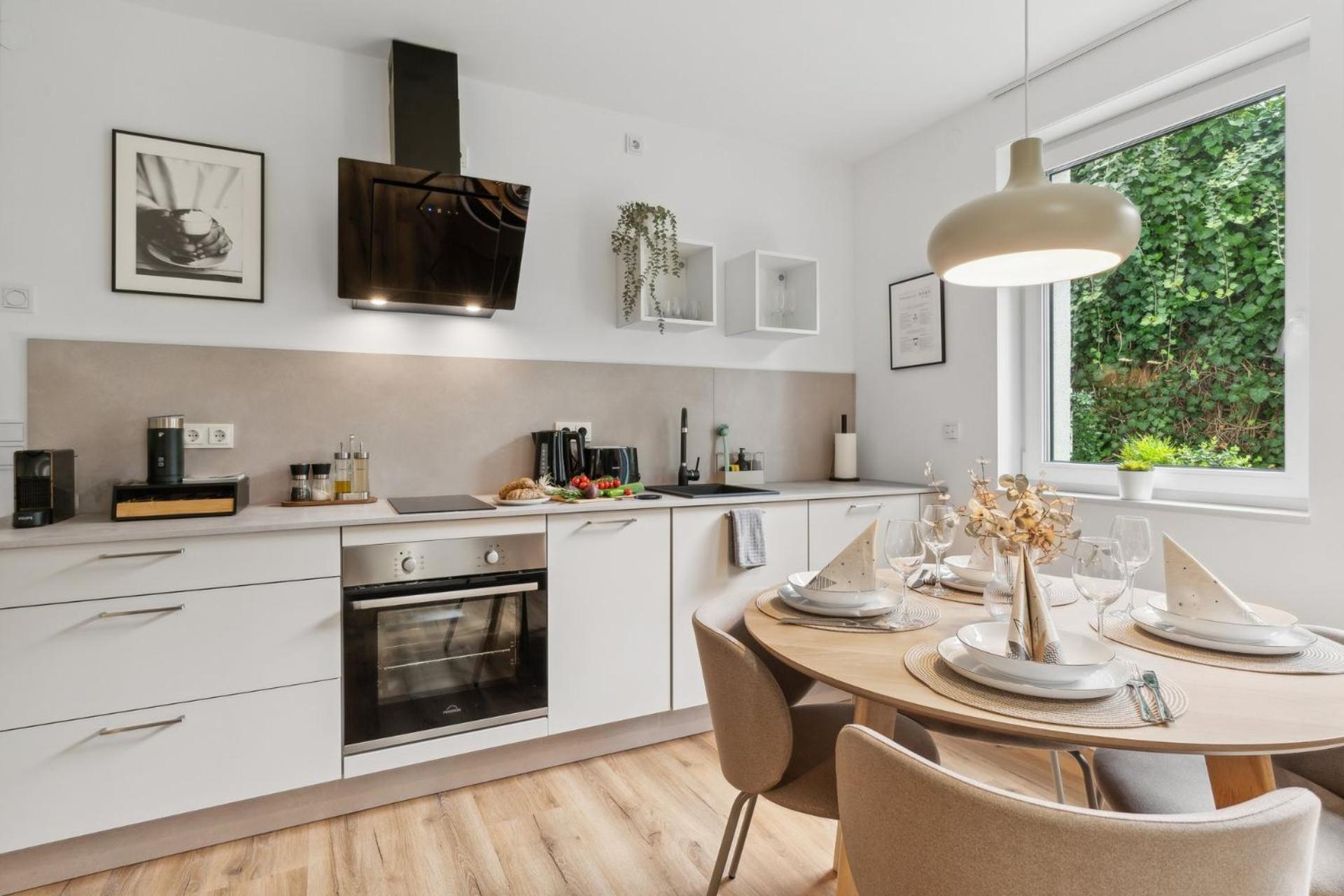 Zwei Apartments Fuer Bis Zu 8 Personen Zentral, Modern, Mit Terrasse & Balkon Bielefeld Extérieur photo