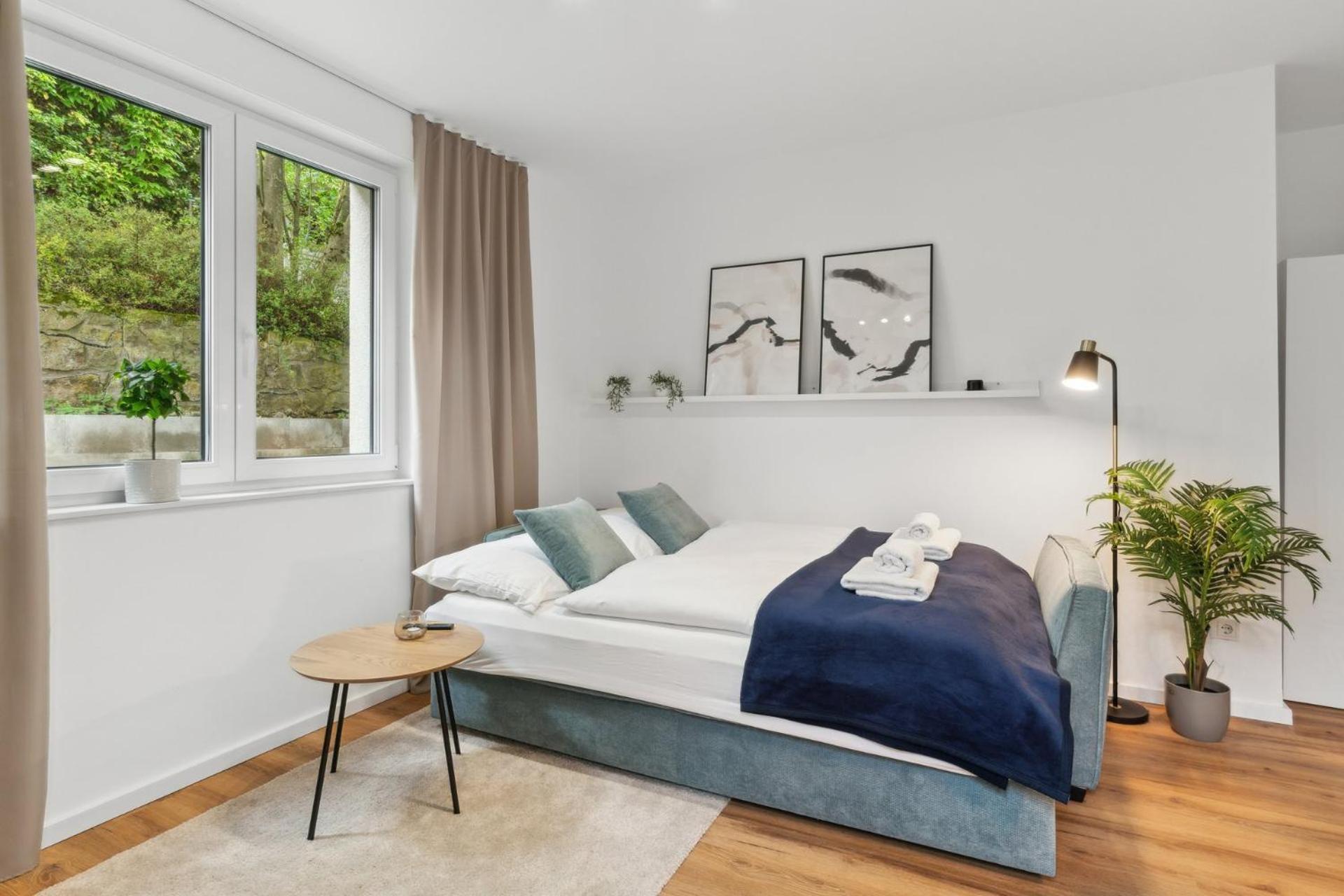 Zwei Apartments Fuer Bis Zu 8 Personen Zentral, Modern, Mit Terrasse & Balkon Bielefeld Extérieur photo