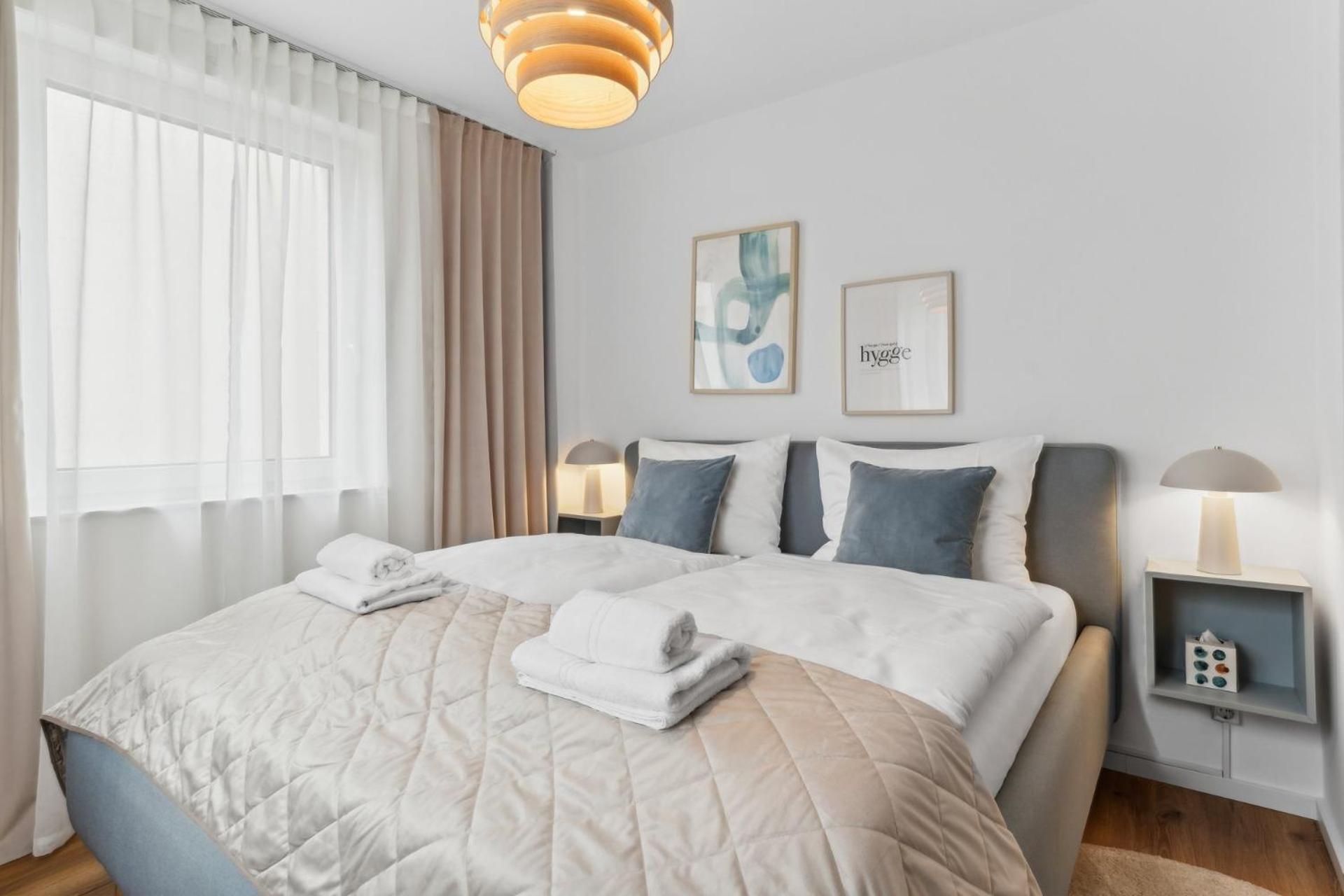 Zwei Apartments Fuer Bis Zu 8 Personen Zentral, Modern, Mit Terrasse & Balkon Bielefeld Extérieur photo