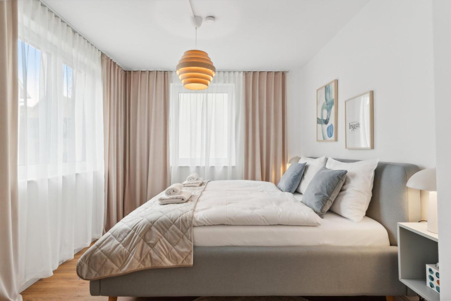 Zwei Apartments Fuer Bis Zu 8 Personen Zentral, Modern, Mit Terrasse & Balkon Bielefeld Extérieur photo